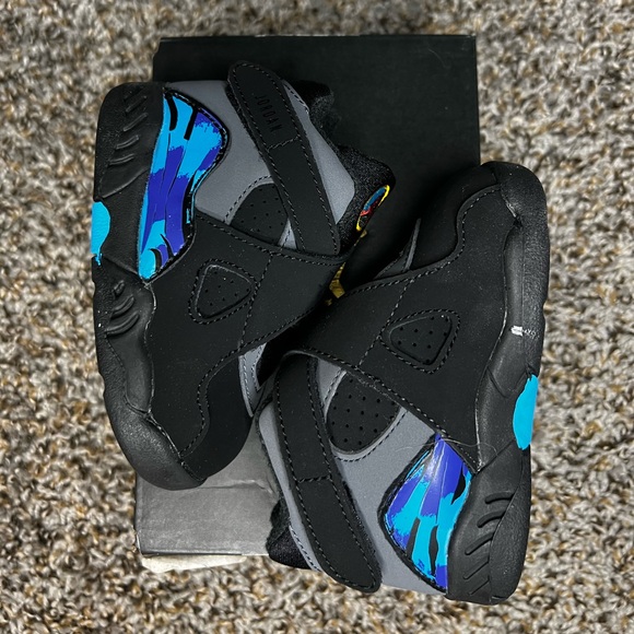 Infant Retro 8 Aqua Size 4C - Picture 1 of 5
